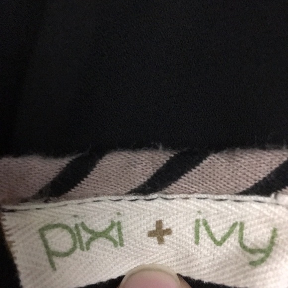 Pixi + ivy dressy casual top - Picture 9 of 9
